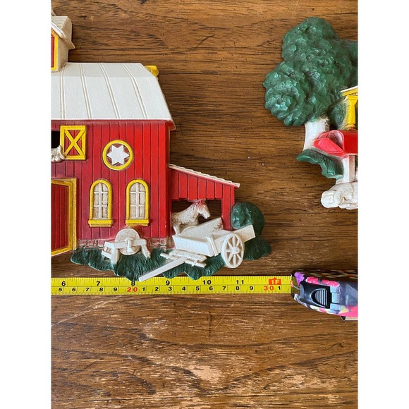 Vintage Pair of 1975 Homco Farmhouse and Big Red Barn Wall Hangings - Picture 6 of 8
